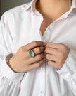 18K Gold Ring with 35ct Aquamarine & Diamond Accents