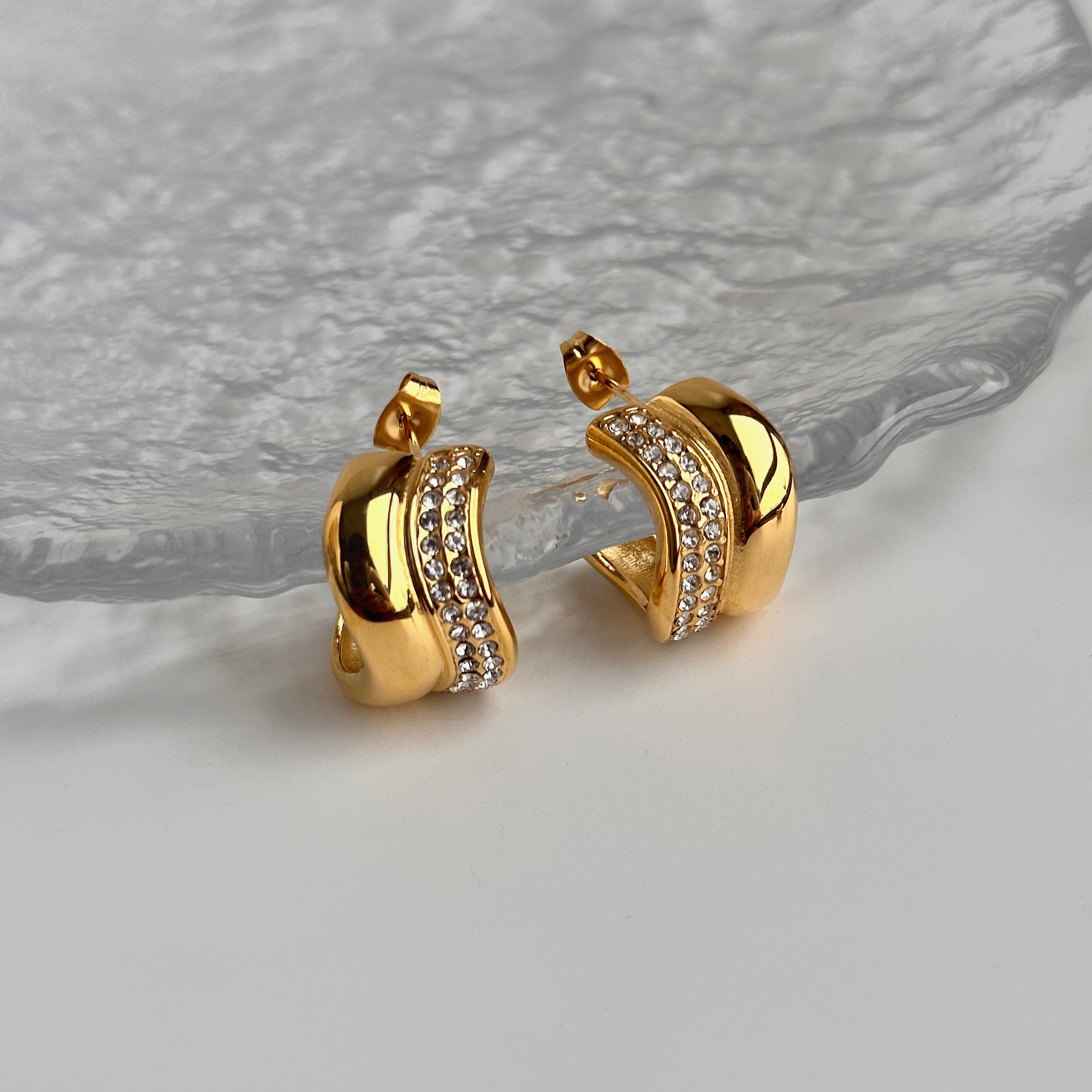 Snail Hoop Earrings – 18K Gold Plated with Zircon