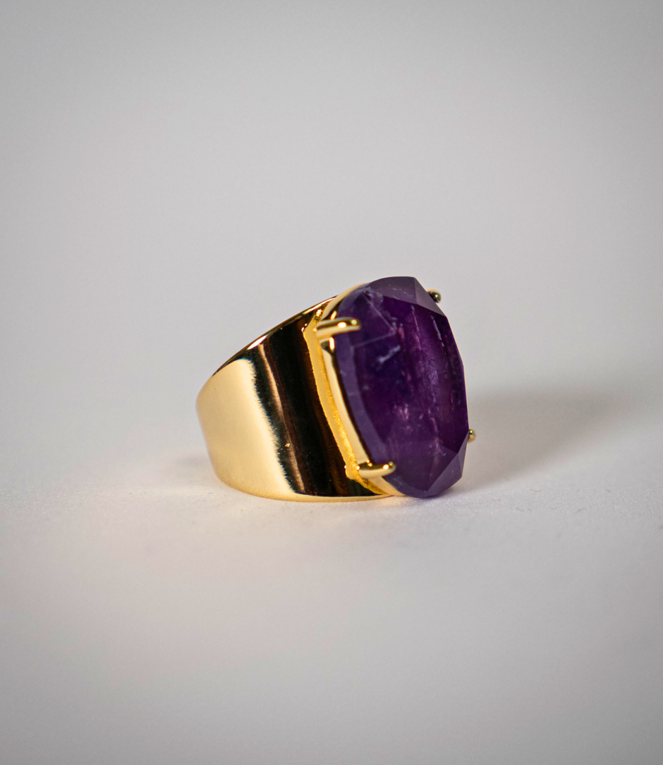 Adjustable Oval-Cut Natural Stone Ring in Gold-Plated Bronze
