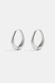 Oval-shaped hoop earrings