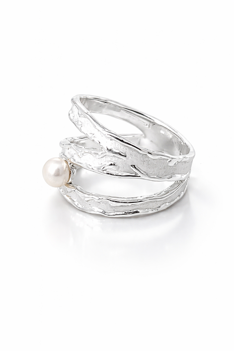 Sterling Silver Openwork Ring with Natural Pearl