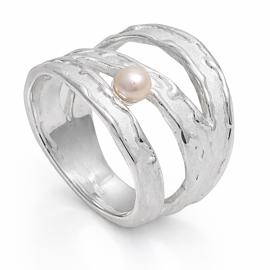Sterling Silver Openwork Ring with Natural Pearl
