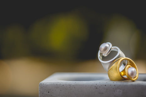 Gold-Plated Sterling Silver Spiral Ring with Cultured Pearl