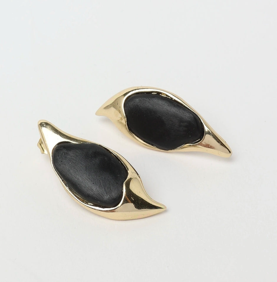 Cocoon Short Bronze Earrings with Black Resin