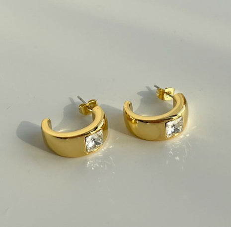Gold-Plated Sterling Silver Stud Earrings with Marquise Zircon