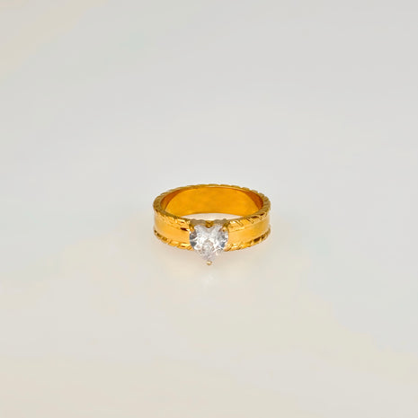 Gold-Plated Stainless Steel Ring with Heart-Shaped Zircon