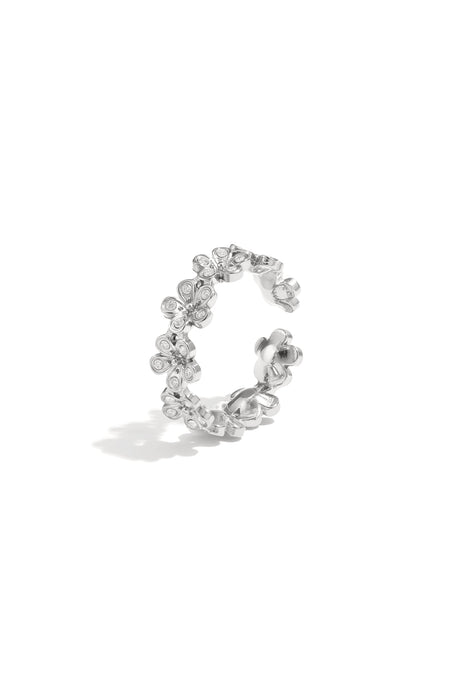 Daisy ring set with stones