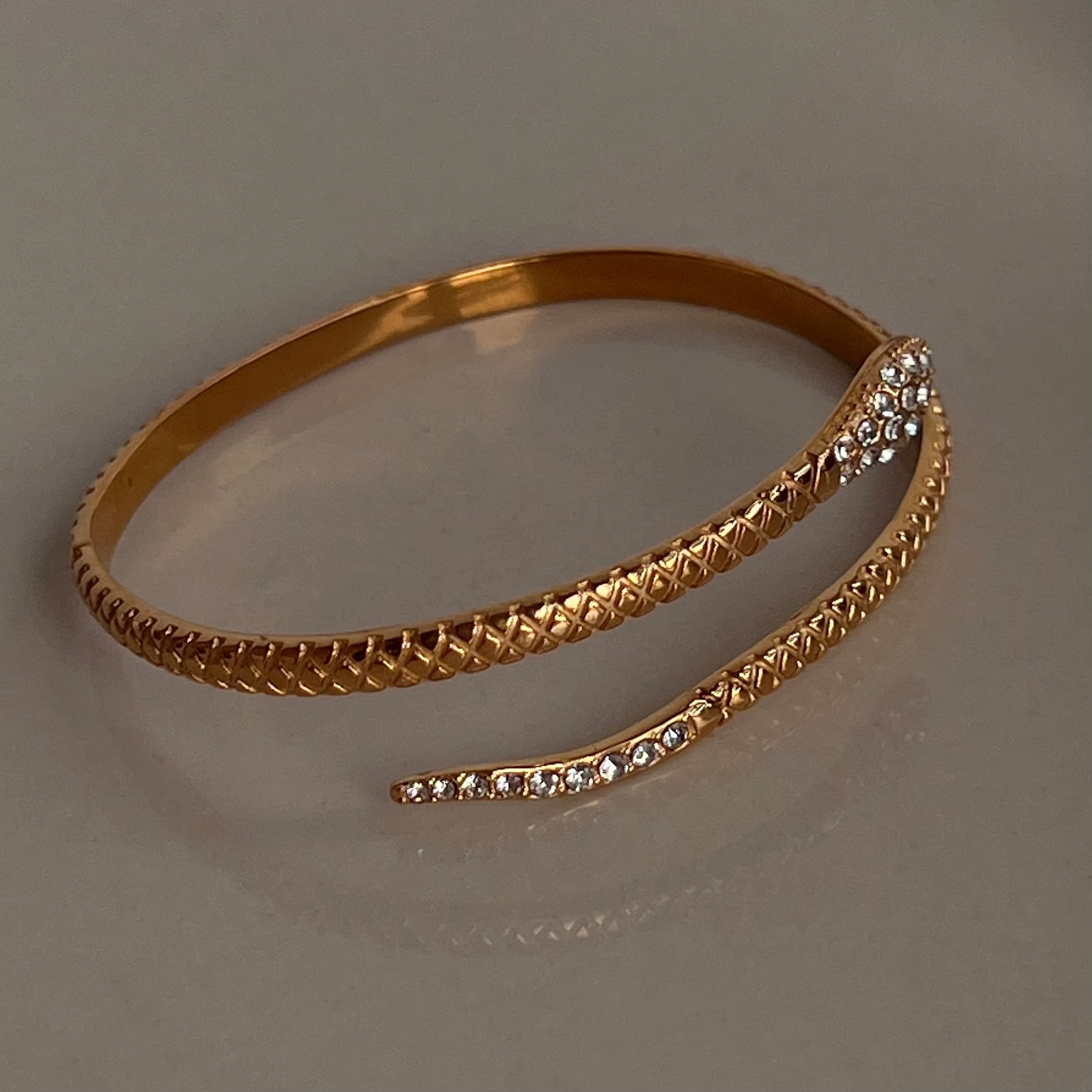 Serpent Shine Bracelet – 18k Gold Plated with 5A Zircon