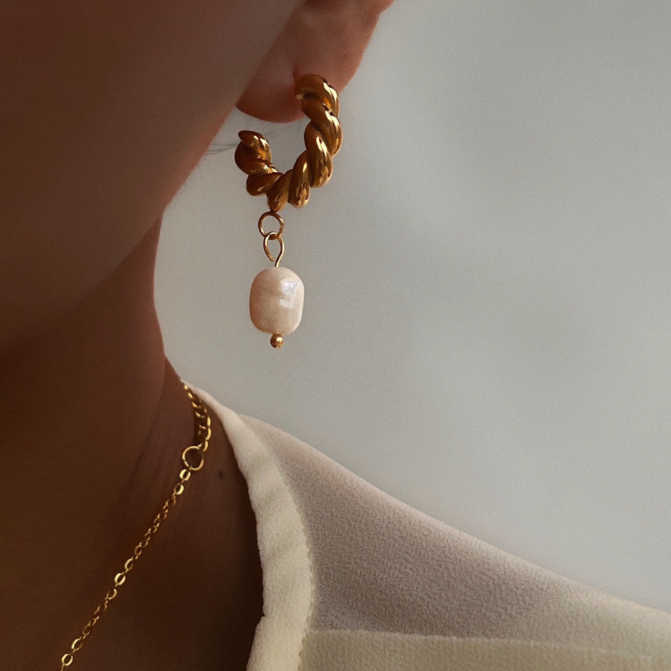 18k Gold Plated Twist Hoop Earrings with Freshwater Pearl Drop