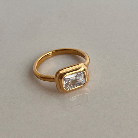 Gold-Plated Stainless Steel Ring with Rectangular Zircon