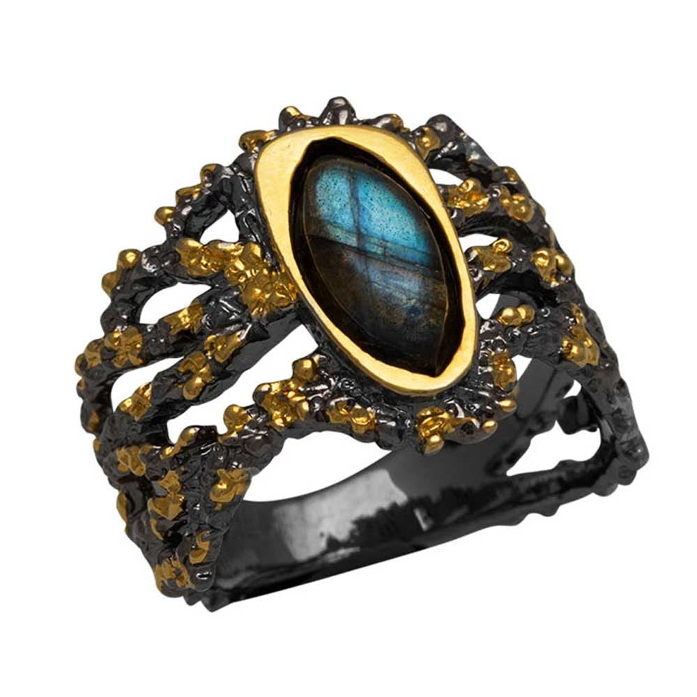 Handmade Black & Gold-Plated Sterling Silver Ring with Labradorite