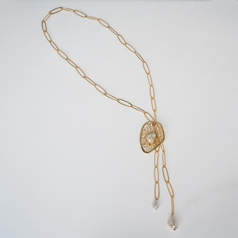 Brass Necklace with Creamrose Light Pearl