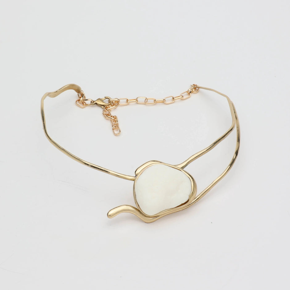 Windstone Necklace – Bronze & Ivory Resin