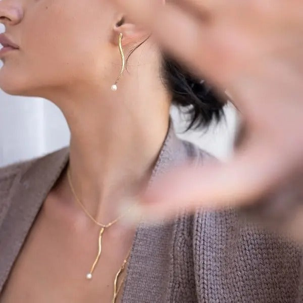 Short Twist Bronze Necklace with Natural Pearl