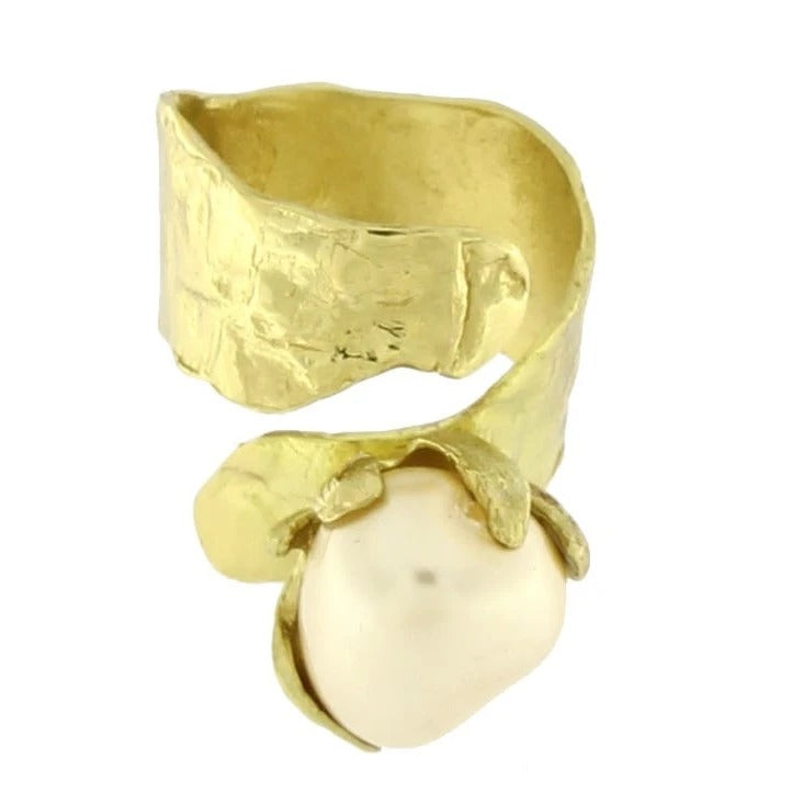 Corina Pearly Ring
