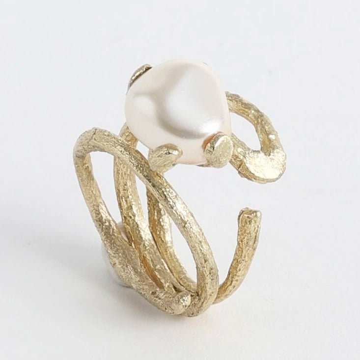 Sec Bronze Ring with Natural Pearl