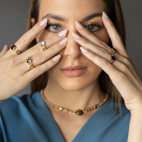 Bronze Chain-Style Ring with Cushion-Cut Crystal