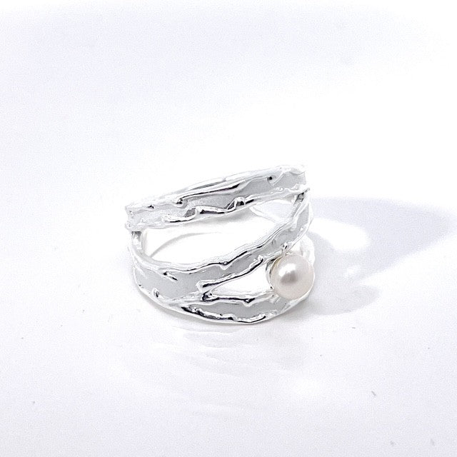 925 Sterling Silver Ring with Pearl
